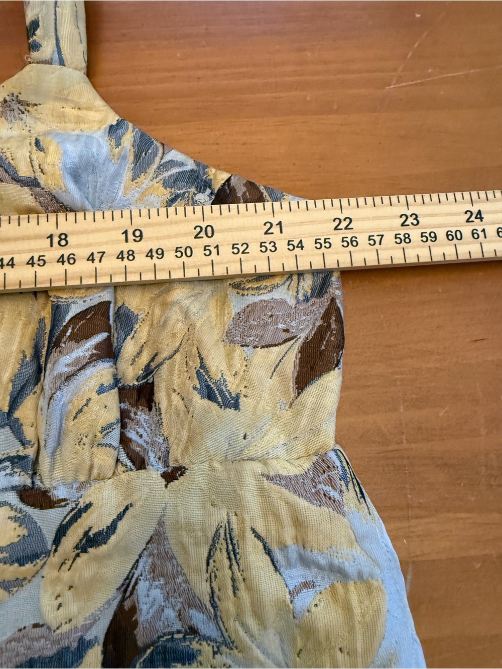 Reformation Azalea Floral Top Madonna Size 18 Tie Close Summer Resort Quiet Luxe - Picture 10 of 11